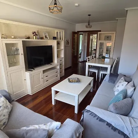 2 Bedroom 2 Bathroom With Pool And Garage