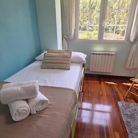 Апартаменты 2 Bedroom 2 Bathroom With Pool And Garage